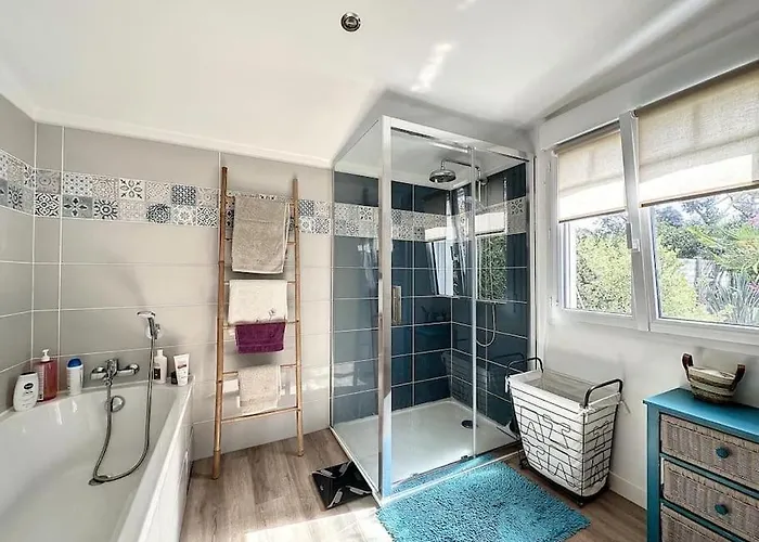 Nolaene, 8-9 Pers, Piscine, Calme Et Moderne Villa *